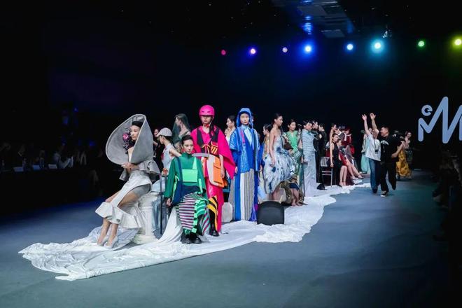 北京服裝學院-2025服裝畢業設計作品發布！(圖3)