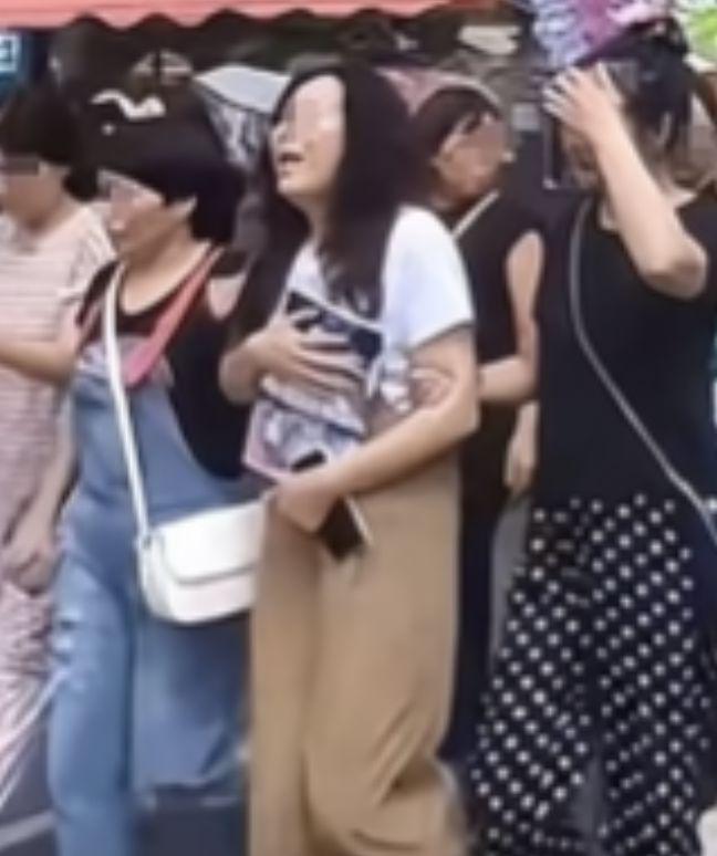 痛心！成都27歲女子遇刺身亡身中10刀兇手卻被鑒定有精神疾病(圖14)